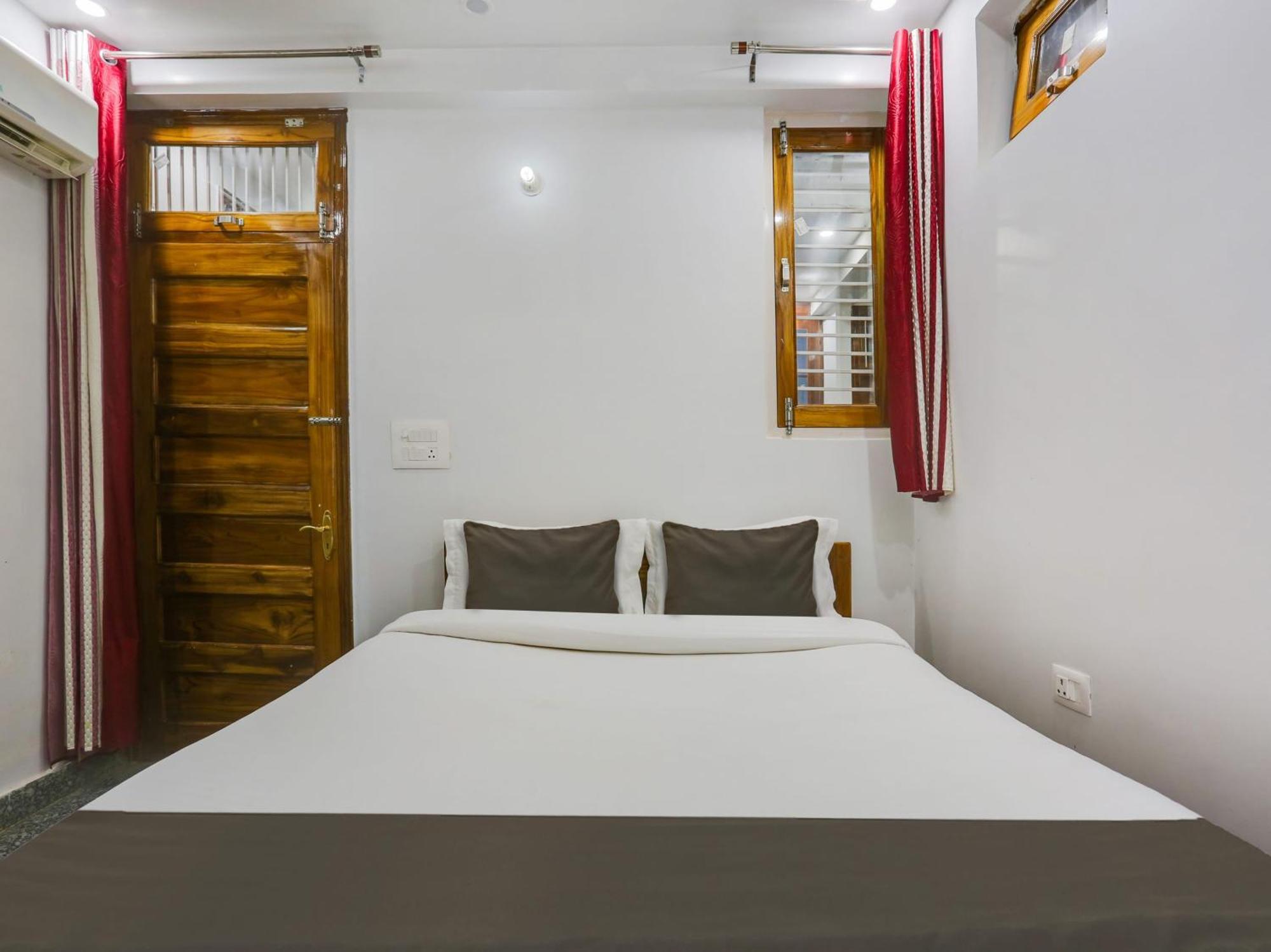 Collection O Sagar Inn คูร์เคาน์ ภายนอก รูปภาพ